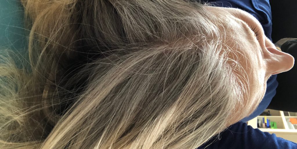 Strähnchen graue lassen haare rauswachsen Graue Haare