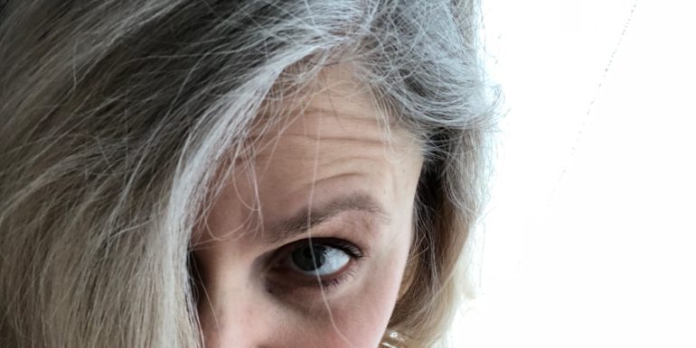 Haare rauswachsen lassen sperwahtasou: strähnchen graue Grau Bild: