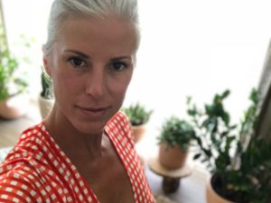 #15: Mia von The Sober Glow über Nüchternheit, Glück & graue Haare